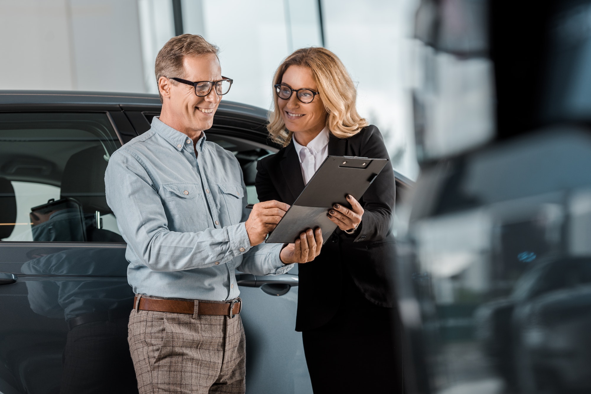 Enhancing Customer Experience: How to Create a Positive Dealership Experience