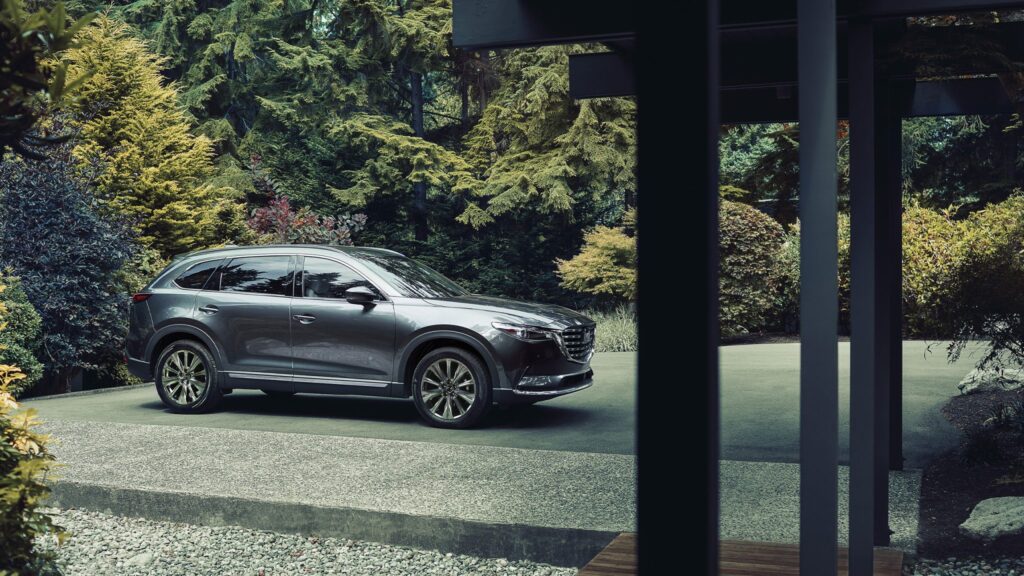 Side view of a 2023 gray Mazda CX-9